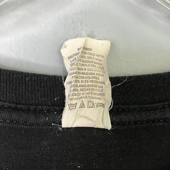 Hot Topic Panic! At The Disco Death Of A Bachelor Graphic Band T-Shirt Men's XL - Picture 9 of 16